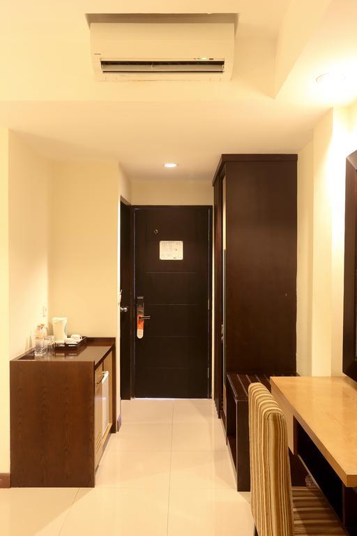 Zen Rooms Legian Dewi Sri Kuta Lombok Szoba fotó